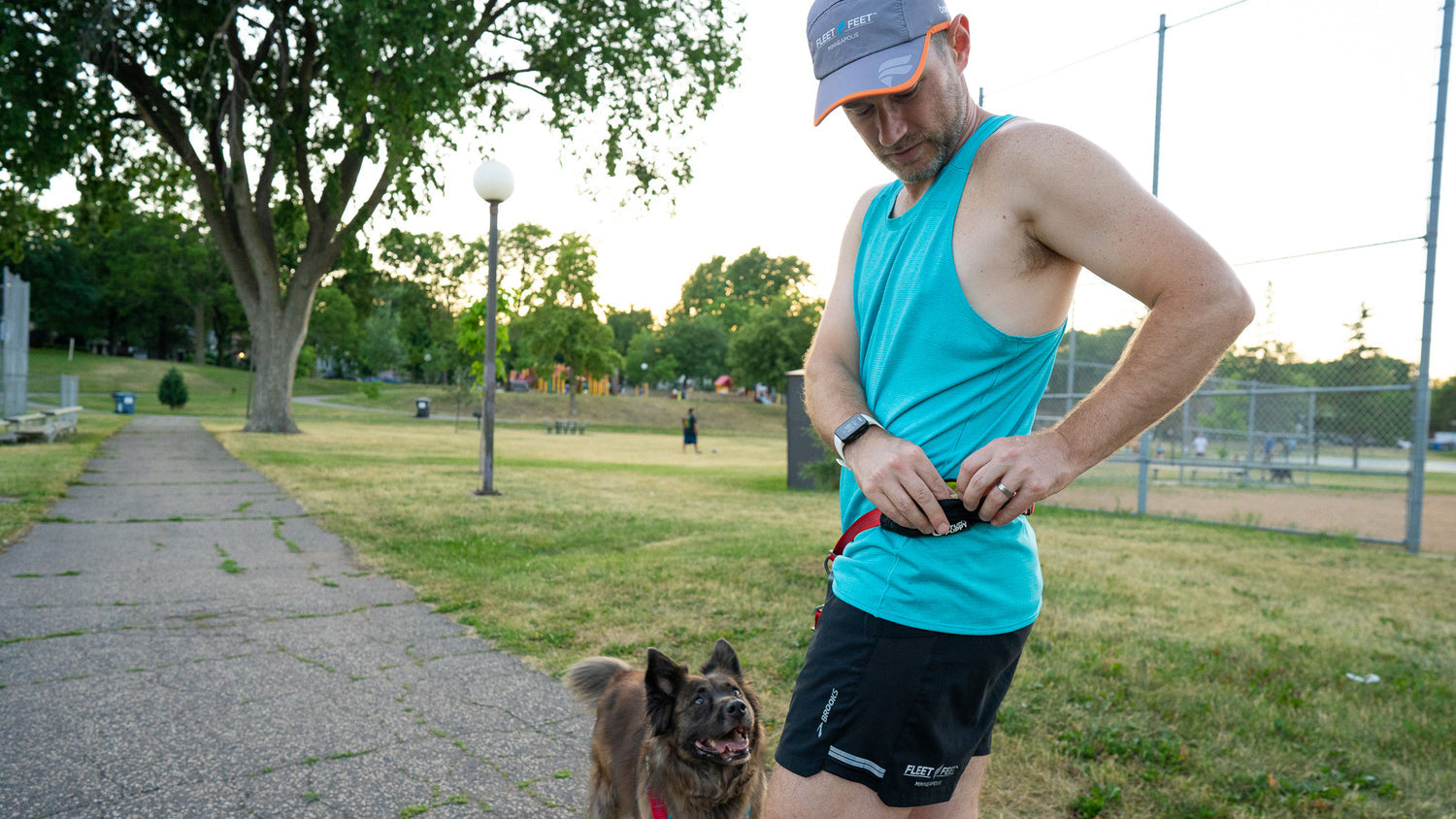 Stunt Puppy Stash Pocket for Leash | MunroKennels.com